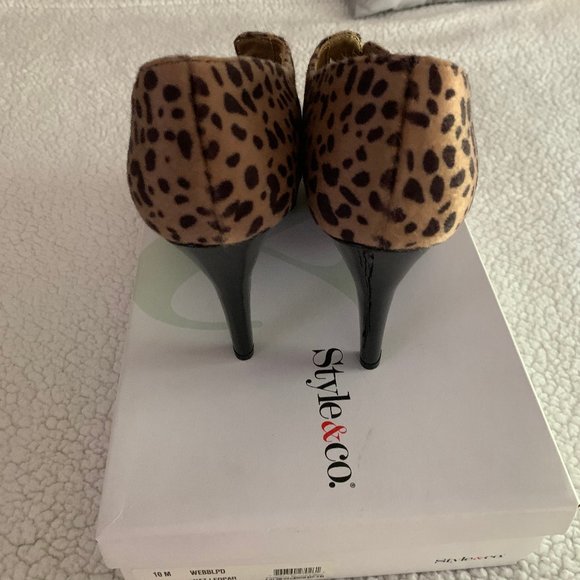 Style & Co Animal Print Bootie - Picture 5 of 7